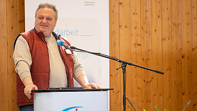 Manfred Gahler bei der Vorstellung als Vorsitzender für die Kommission Jungen- und Männerarbeit