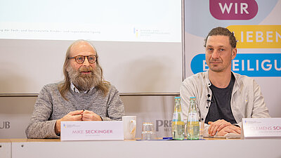 Mike Seckinger (Deutsches Jugendinstitut) und Clemens Scheerer (Projektkoordination)